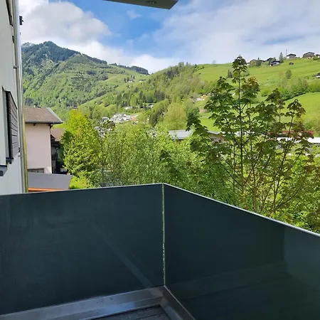 Fp By We Rent * Капрун