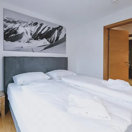 Fp By We Rent * كابرون