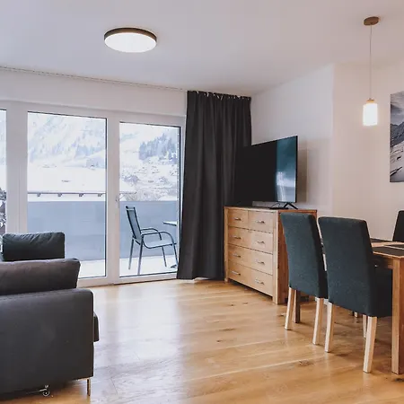 Fp By We Rent, Summercard Included 아파트
